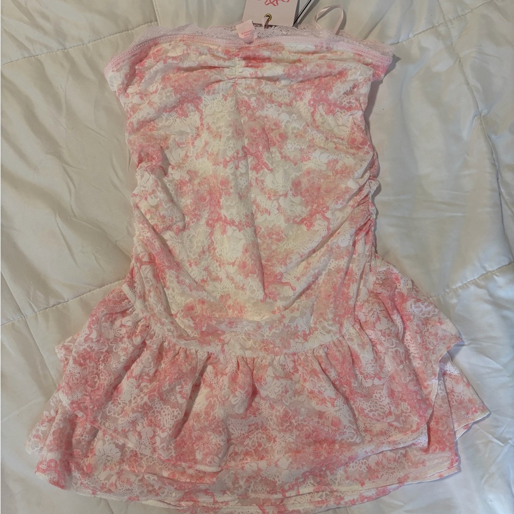 LoveShackFancy X VS PINK Pink and White Lace-Print Dress - Picture 6 of 6